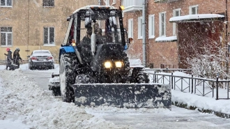 Петербургские коммунальные службы перешли на круглосуточную работу