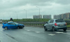 Синий спорткар разбился на Пулковском шоссе 