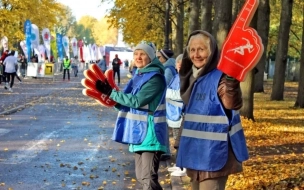 "Серебряные волонтеры" активно работают в Петербурге