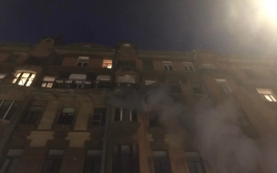 Двух подростков доставили в реанимацию после пожара в Доме Чубакова. Жители просят разобраться