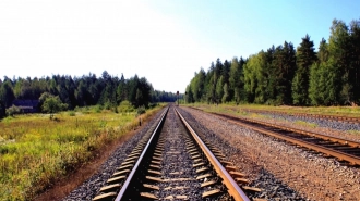 Поезд из Петербурга в Абхазию задерживается из-за схода 12 вагонов под Тулой