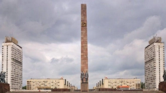 Монумент защитникам Ленинграда на площади Победы признали памятником 