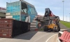 Съезд на транспортной развязке КАД с Пулковским шоссе перекрыт из-за уборки контейнера