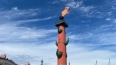 Сегодня в Петербурге зажгут факелы Ростральных колонн ...