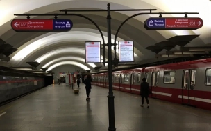 Два состава "Балтийца" запустят на красной ветке петербургского метро