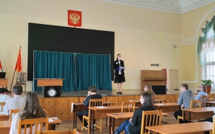 В Петербурге девушка впервые сдала 3 предмета ЕГЭ на 300 баллов
