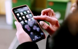 Петербуржцы пожаловались на сбои мобильного интернета вечером 24 марта