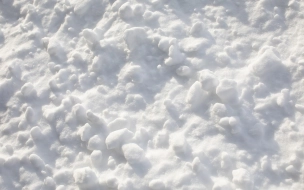 В Солнечном в сугробе нашли насмерть замерзшего мужчину