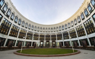 ГАТИ разрешила отремонтировать фонтан перед Российской национальной библиотекой