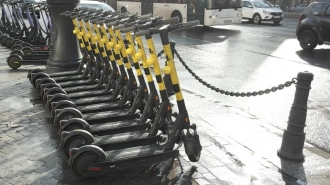 В Петербурге изъяли свыше 6 тыс. неправильно припаркованных электросамокатов