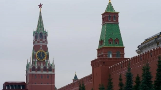 Кремль опроверг "блуждание" российских войск на границе с Украиной