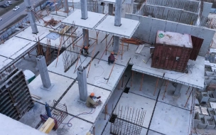Еще 12 проблемных домов достроят в Ленобласти до конца года