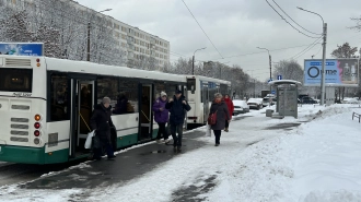 С 15 марта в Петербурге усилили движение автобусов на 3 популярных маршрутах