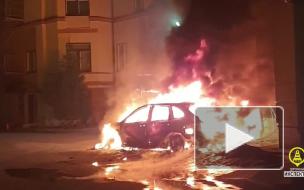 В Петербурге ночью сгорели четыре автомобиля