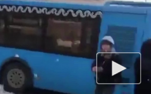 Видео: В Выхино столкнулись два пассажирских автобуса