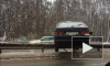 В результате ДТП под Казанью авто залетело на отбойник и там повисло