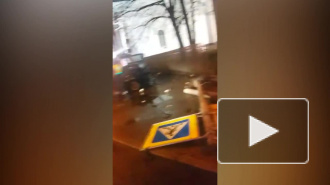 На углу Троицкого и Измайловского в результате жесткого ДТП разбился автомобиль