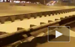 Видео: На финской границе скопилась огромная пробка из российских авто  