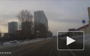 Сбил коляску с ребёнком.