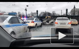 Пятимесячный ребенок пострадал в аварии на Ушаковском мосту