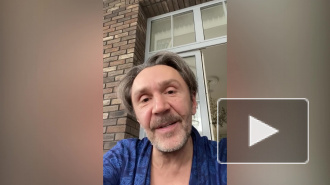 Шнуров назвал шуткой слова о том, что у него коронавирус
