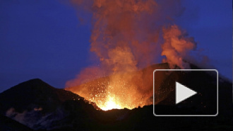 Началось извержение крупнейшего в Японии вулкана Асо