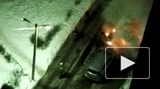 Очевидец снял горящий автомобиль в Химках