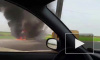 Видео: на Московское шоссе полностью сгорела иномарка
