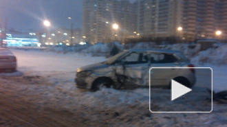 Сонный водитель фуры протаранил восемь легковушек на Ленинском проспекте