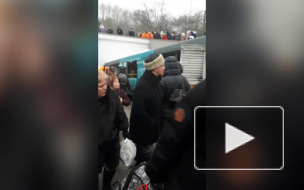 Последние новости: автобус наехал на людей у «Славянского бульвара» 