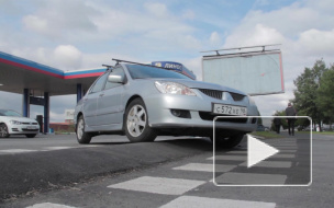 Владельцы "пузотерок" возмущены высокими барьерами перед АЗС