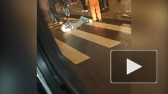 В центре Петербурга пешеход попал под колеса байкера