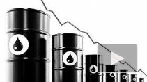 Цены на нефть стремительно падают