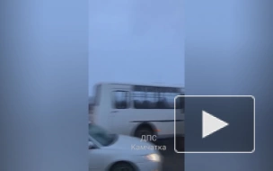 На Камчатке 17 автомобилей столкнулись на скользкой трассе
