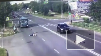 Жесткое видео из Подмосковья: Джип на полном ходу сбил двух женщин в Дмитрове