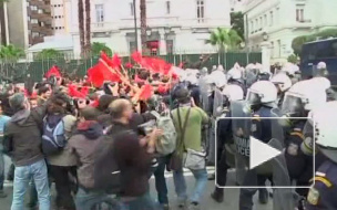 Греческие студенты против 