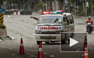 Общество отходит после ужасного ДТП в Таиланде с 25 погибшими