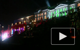 Петергоф выключает фонтаны