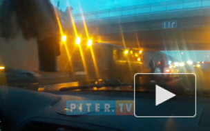 Видео: на Синопской набережной столкнулись "Форд" и "УАЗ"