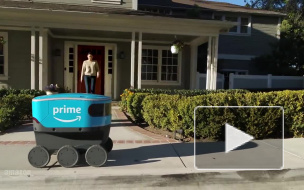 В США посылки людям теперь развозит робот