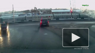 "Езда без правил": В Смоленске водитель за пару минут несколько раз нарушил ПДД