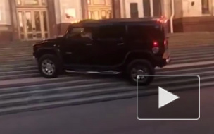 Полиция ищет наглых мажоров, катавшихся по ступеням главного корпуса МГУ