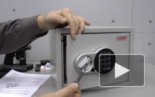 Сильный грабитель украл у бизнесмена целый сейф с деньгами и оружием