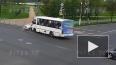 Авария с участием маршрутки и иномарки на перекрёстке ...
