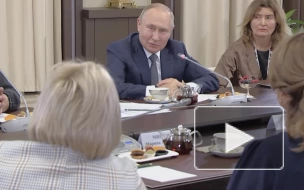 Путин призвал "сдирать с чиновников" корку безразличного отношения к людям