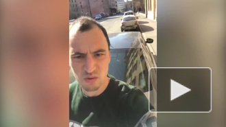 Кусок фасада проломил голову прохожему на улице Моисеенко