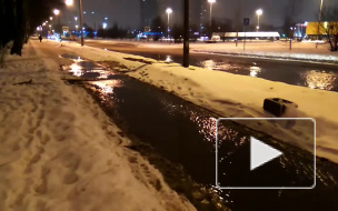 Видео: Байконурскую залило холодной водой