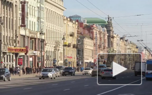 Юная россиянка сбежала от мамы из Милана и прячется в Петербурге