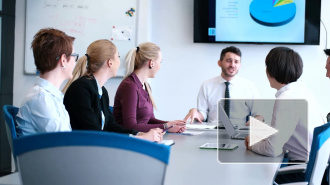 Роструд напомнил о двухдневных рабочих неделях в конце и начала года