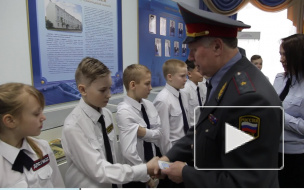 Видео: в Выборге прошла церемония посвящения школьников в кадеты